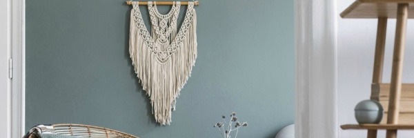 Trumpa Macrame istorija nuo pirmojo mazgelio iki šių dienų